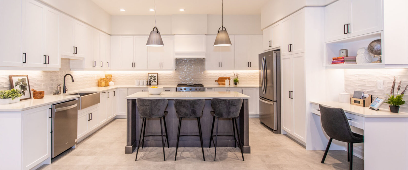 Empire Lush1 Empire Lush