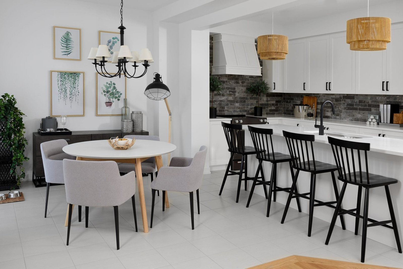 Empire Canals Honeysuckle Model Chef Kitchen Gourmet kitchen with custom island, quartz countertops, and premium finishes at Empire Canals